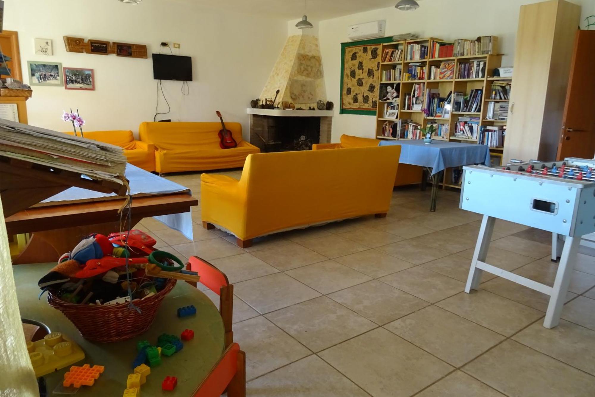 B&B Casa Per Ferie Villaggiocarovana كاستياداس المظهر الخارجي الصورة